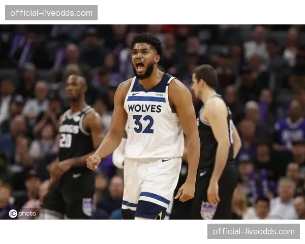 消息：森林狼与球队篮球运营总裁蒂姆-康纳利完成续约